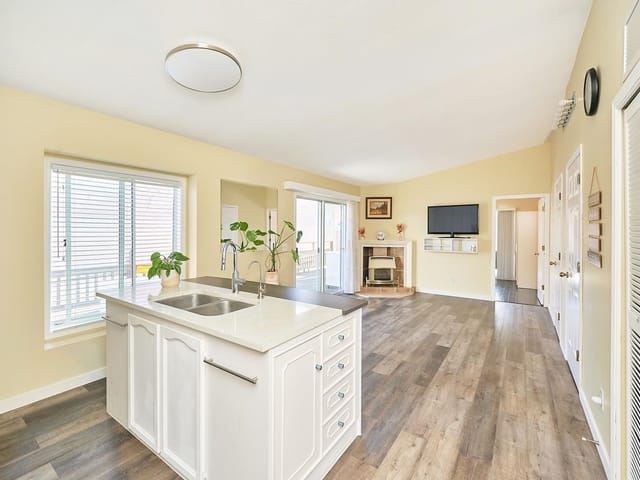 House for sale in Surrey, South Surrey White Rock, 67 1400 164 Street, 263148922 | Realtylink.org