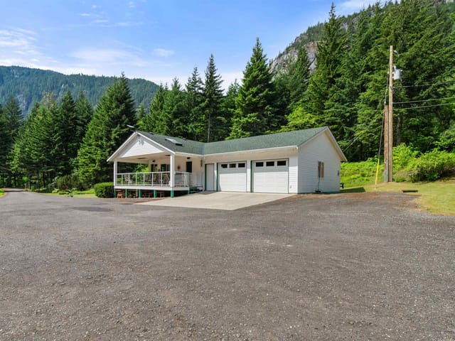 House for sale in Yale, Fraser Canyon, 36110 Trans Canada Highway, 263148925 | Realtylink.org