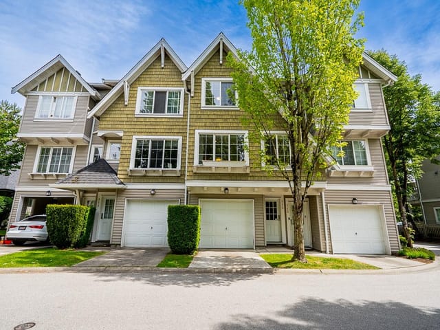 Townhouse for sale in Surrey, Surrey, 112 8775 161 Street, 263148947 | Realtylink.org