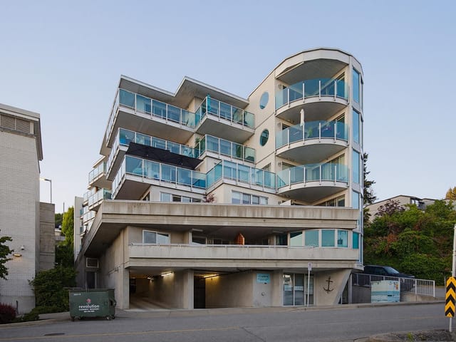 Apartment for sale in White Rock, South Surrey White Rock, 502 14955 Victoria Avenue, 263149113 | Realtylink.org