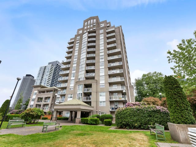 Apartment for sale in Surrey, North Surrey, 1604 10523 University Drive, 263149151 | Realtylink.org