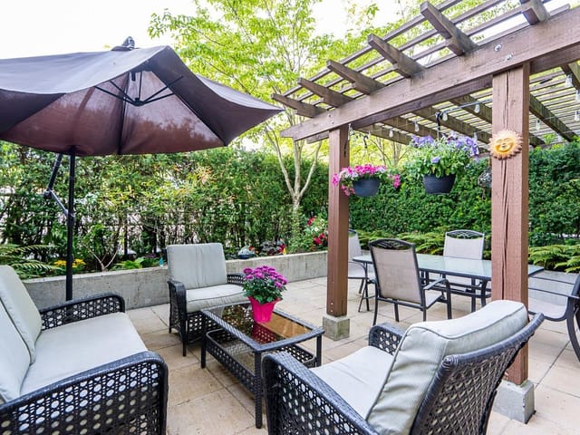 Apartment for sale in North Vancouver, North Vancouver, 207 1677 Lloyd Avenue, 263149154 | Realtylink.org