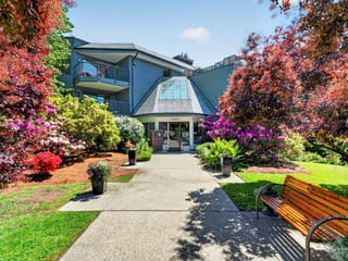 Apartment for sale in White Rock, South Surrey White Rock, 107 14950 Thrift Avenue, 263149172 | Realtylink.org
