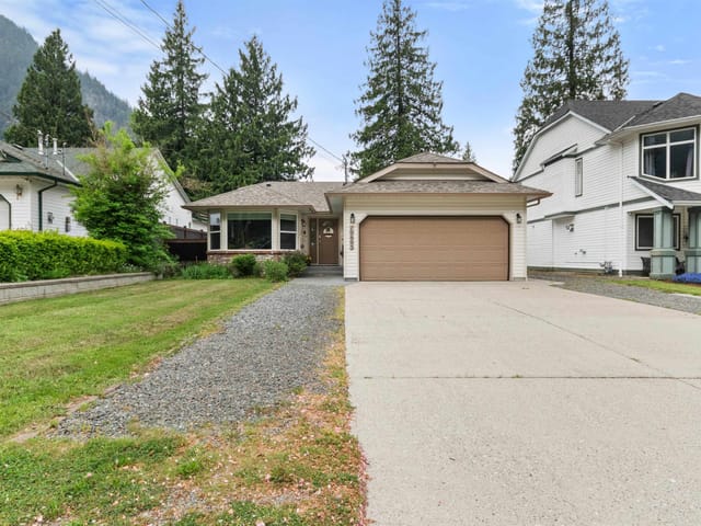 House for sale in Hope, Hope & Area, 19865 Marie Street, 263149226 | Realtylink.org
