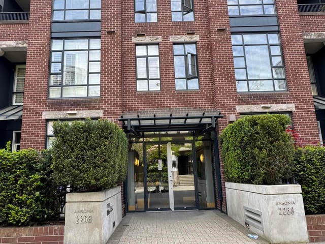 Apartment for sale in Vancouver, Vancouver West, 510 2268 Redbud Lane, 263149235 | Realtylink.org