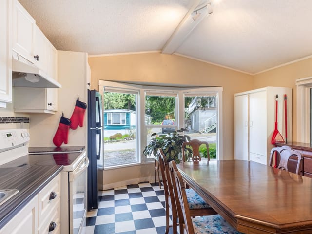 Manufactured Home for sale in Gibsons, Sunshine Coast, 20 1416 North Road, 263149250 | Realtylink.org