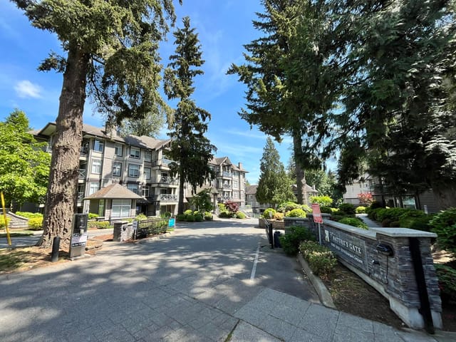 Apartment for sale in Abbotsford, Abbotsford, 202 33318 E Bourquin Crescent, 263149371 | Realtylink.org