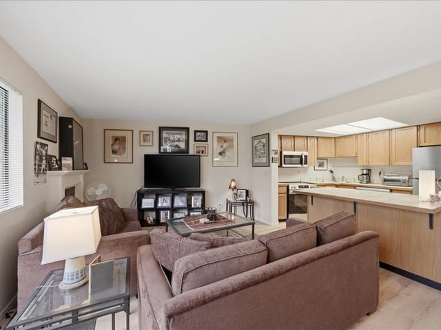 Apartment for sale in Maple Ridge, Maple Ridge, 24 11900 228 Street, 263149665 | Realtylink.org
