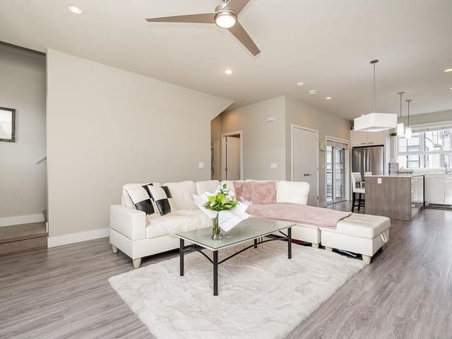 Townhouse for sale in Abbotsford, Abbotsford, 10 1938 North Parallel Road, 263149679 | Realtylink.org