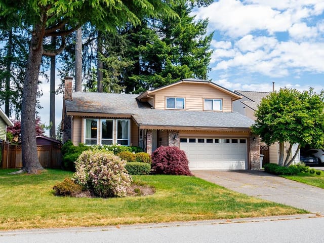 House for sale in Surrey, North Surrey, 10764 Fraserglen Drive, 263149712 | Realtylink.org