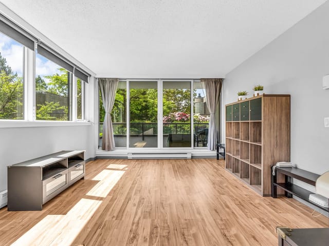Apartment for sale in Burnaby, Burnaby North, 202 3980 Carrigan Court, 263149732 | Realtylink.org