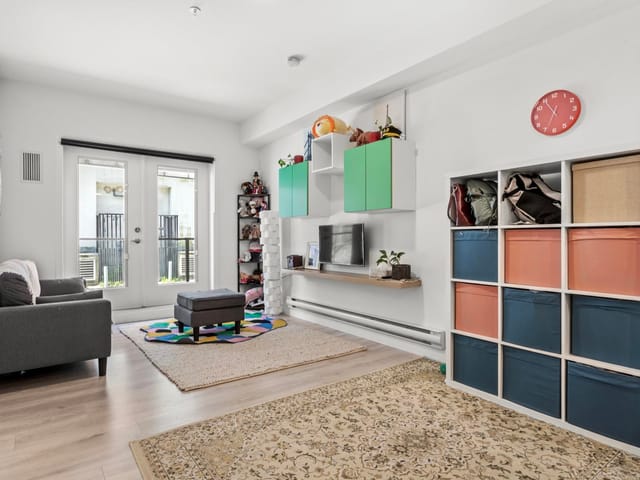 Apartment for sale in Vancouver, Vancouver East, 102 2688 Duke Street, 263149808 | Realtylink.org