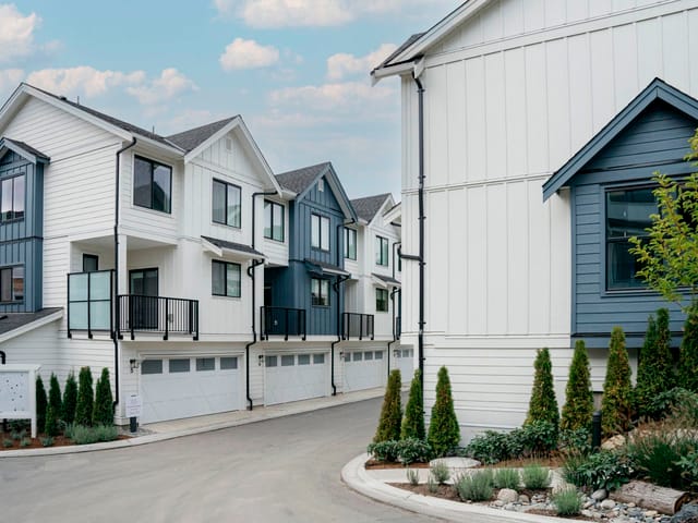 Townhouse for sale in Surrey, South Surrey White Rock, 137 1833 165a Street, 263149818 | Realtylink.org