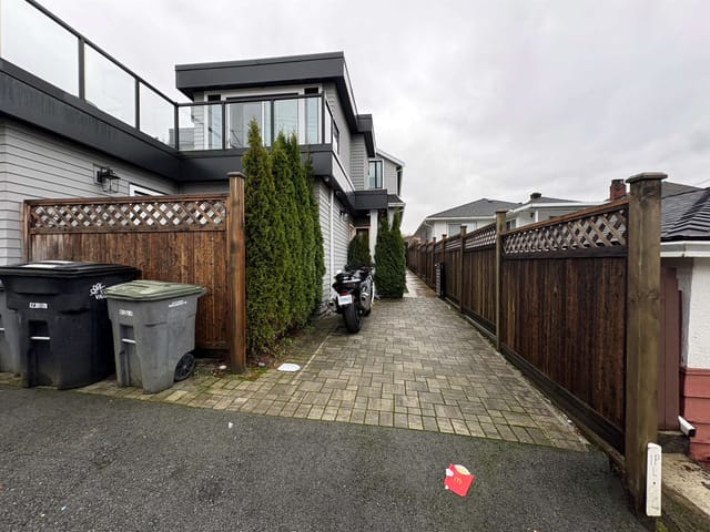 House for sale in Vancouver, Vancouver East, 3429 Dundas Street, 263149874 | Realtylink.org