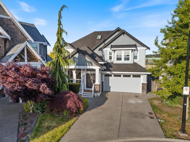 House for sale in Surrey, South Surrey White Rock, 17433 1 Avenue, 263149877 | Realtylink.org