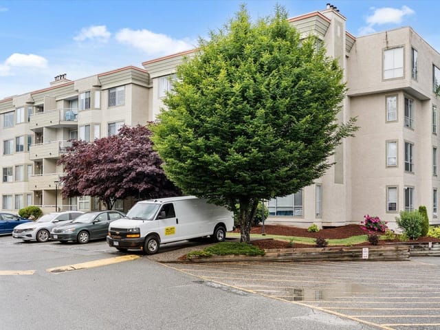 Apartment for sale in Abbotsford, Abbotsford, 233 32830 George Ferguson Way, 263149879 | Realtylink.org