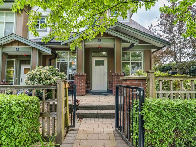 Townhouse for sale in Surrey, Cloverdale, 106 6655 192 Street, 263149882 | Realtylink.org