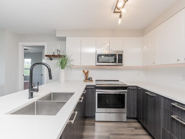 Apartment for sale in Port Moody, Port Moody, 414 2525 Clarke Street, 263149923 | Realtylink.org