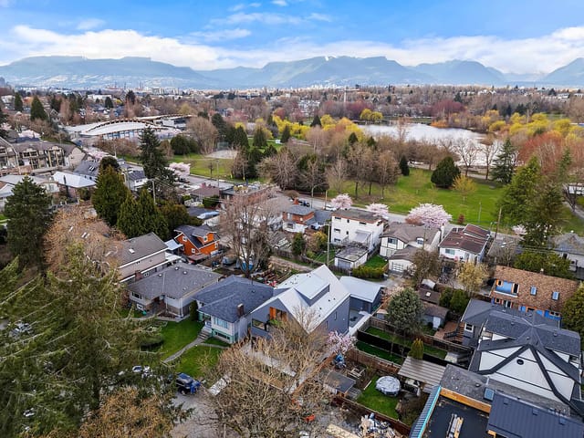 1/2 Duplex for sale in Vancouver, Vancouver East, 2 2091 E 20th Avenue, 263150013 | Realtylink.org