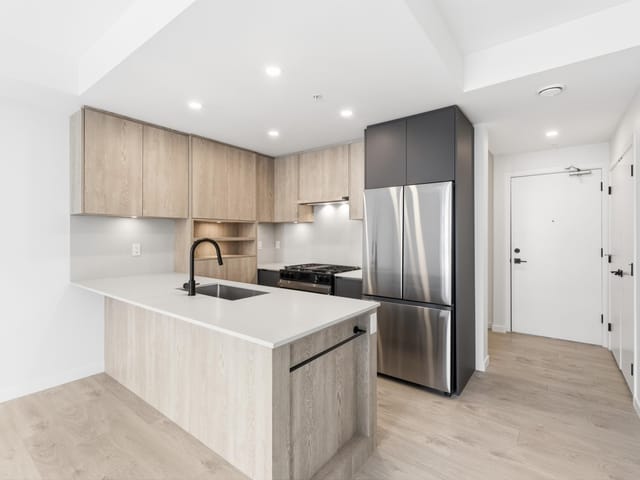 Apartment for sale in Surrey, Cloverdale, 512 19577 65b Avenue, 263150110 | Realtylink.org