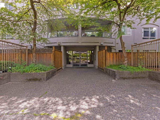Apartment for sale in Surrey, Surrey, 206 7475 138 Street, 263150163 | Realtylink.org