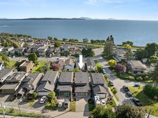 House for sale in White Rock, South Surrey White Rock, 14712 McDonald Avenue, 263150229 | Realtylink.org