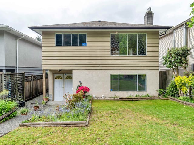 House for sale in North Vancouver, North Vancouver, 1555 Burrill Avenue, 263150241 | Realtylink.org