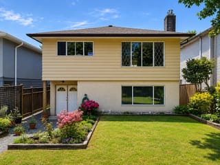 House for sale in North Vancouver, North Vancouver, 1555 Burrill Avenue, 263150241 | Realtylink.org