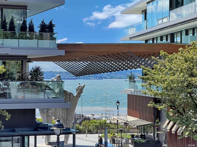Apartment for sale in West Vancouver, West Vancouver, 207 1331 Marine Drive, 263150353 | Realtylink.org