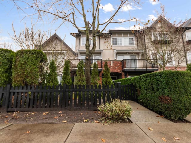 Townhouse for sale in Surrey, South Surrey White Rock, 173 2450 161a Avenue, 263150486 | Realtylink.org