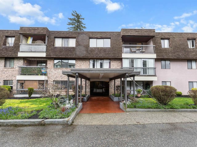 Apartment for sale in Abbotsford, Abbotsford, 105 32175 Old Yale Road, 263150526 | Realtylink.org