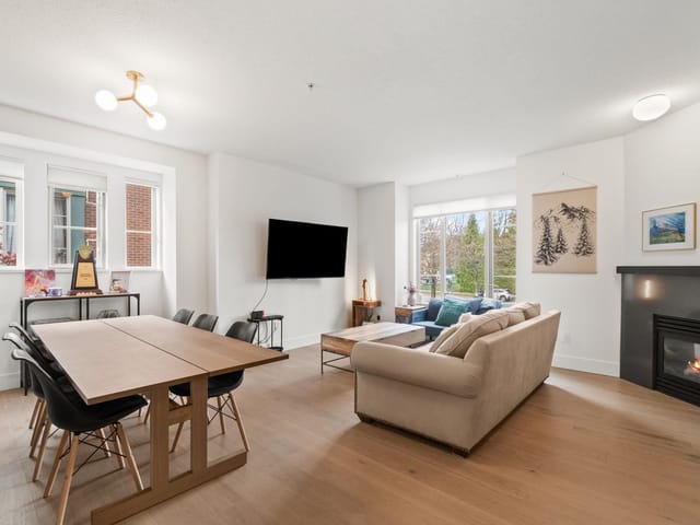 Townhouse for sale in Vancouver, Vancouver West, 2561 East Mall, 263150547 | Realtylink.org