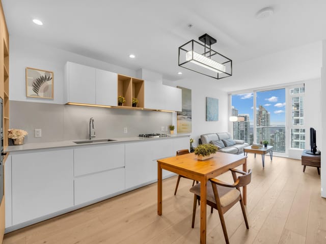 Apartment for sale in Burnaby, Burnaby South, 3303 6000 McKay Avenue, 263150562 | Realtylink.org