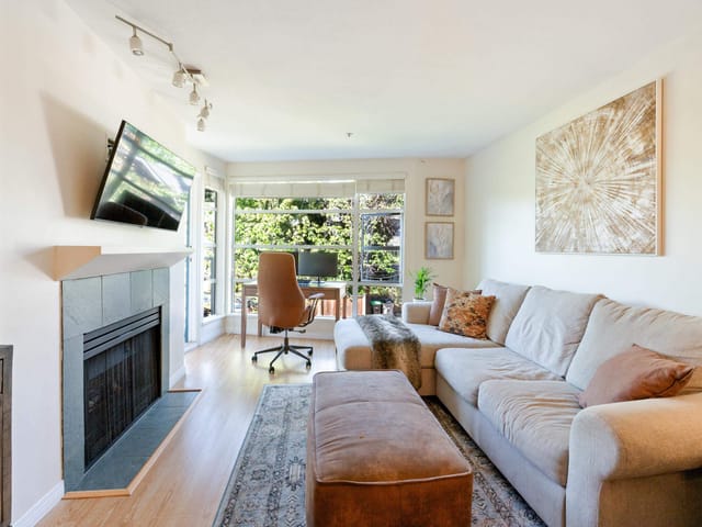 Apartment for sale in Vancouver, Vancouver West, 304 2525 W 4th Avenue, 263150568 | Realtylink.org