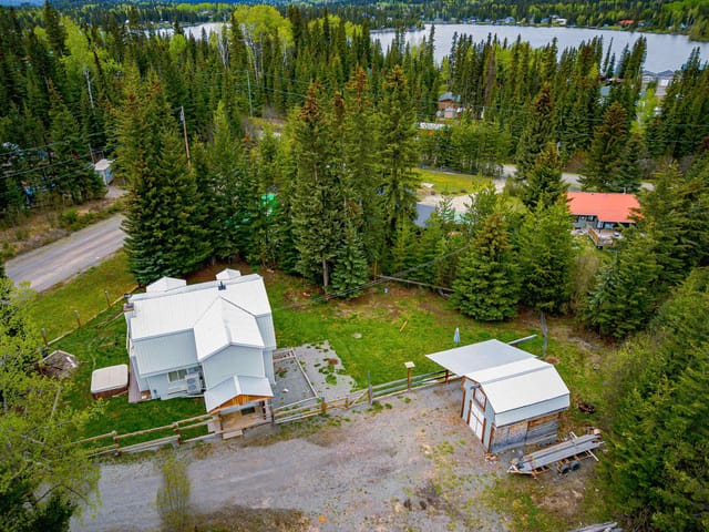 House for sale in Deka Lake / Sulphurous / Hathawa, 100 Mile House, 7618 Clearview Road, 263150606 | Realtylink.org