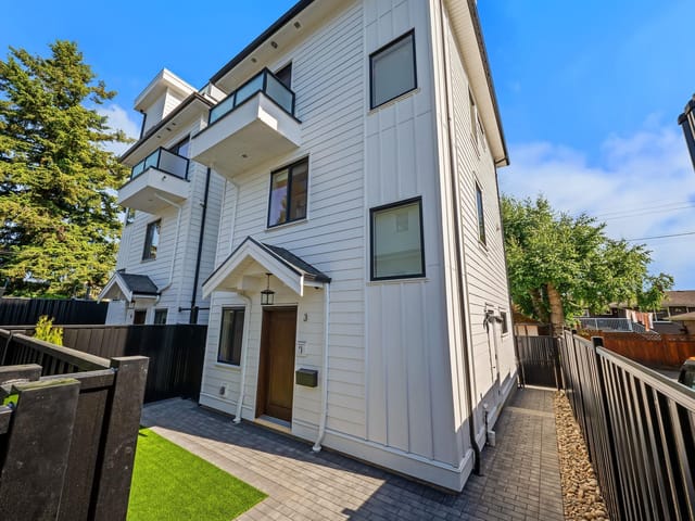 1/2 Duplex for sale in Burnaby, Burnaby South, 3 3786 Peter Street, 263150681 | Realtylink.org