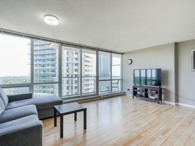 Apartment for rent in Surrey, North Surrey, 2105 9981 Whalley Boulevard, 263150713 | Realtylink.org