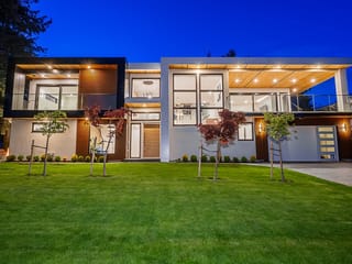 House for sale in White Rock, South Surrey White Rock, 15911 Cliff Avenue, 263150718 | Realtylink.org