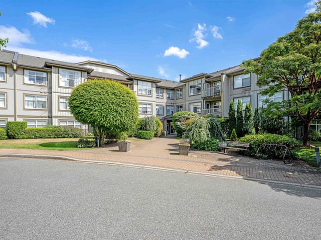 Apartment for sale in Surrey, North Surrey, 116 14885 105 Avenue, 263150722 | Realtylink.org