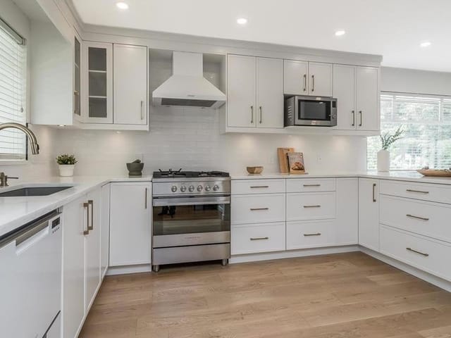 House for rent in Surrey, South Surrey White Rock, 1618 127 Street, 263150780 | Realtylink.org