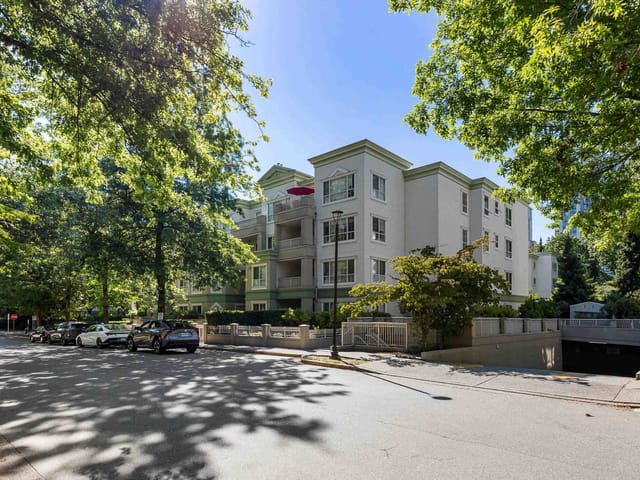 Apartment for sale in Coquitlam, Coquitlam, 206 2990 Princess Crescent, 263150850 | Realtylink.org