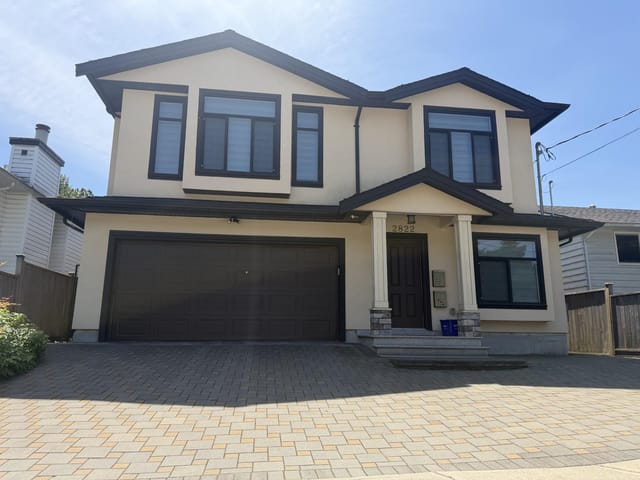 House for sale in Coquitlam, Coquitlam, 2822 Glen Drive, 263151026 | Realtylink.org