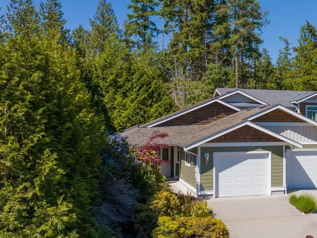 1/2 Duplex for sale in Madeira Park, Sunshine Coast, 2 12710 Lagoon Road, 263151028 | Realtylink.org