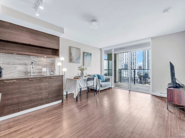 Apartment for sale in Coquitlam, Coquitlam, 1501 570 Emerson Street, 263151040 | Realtylink.org
