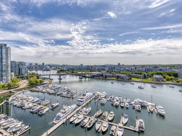 Apartment for sale in Vancouver, Vancouver West, 2101 1228 Marinaside Crescent, 263151055 | Realtylink.org