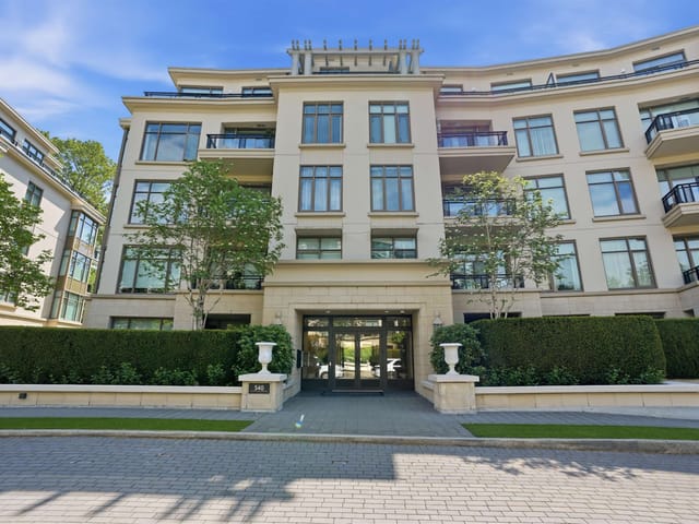 Apartment for sale in West Vancouver, West Vancouver, 203 540 Waters Edge Crescent, 263151073 | Realtylink.org