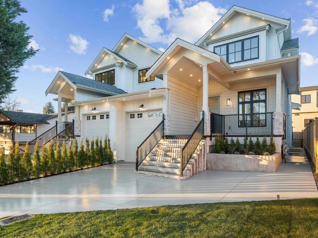 1/2 Duplex for sale in Surrey, Cloverdale, 102 18171 59 Avenue, 263151140 | Realtylink.org