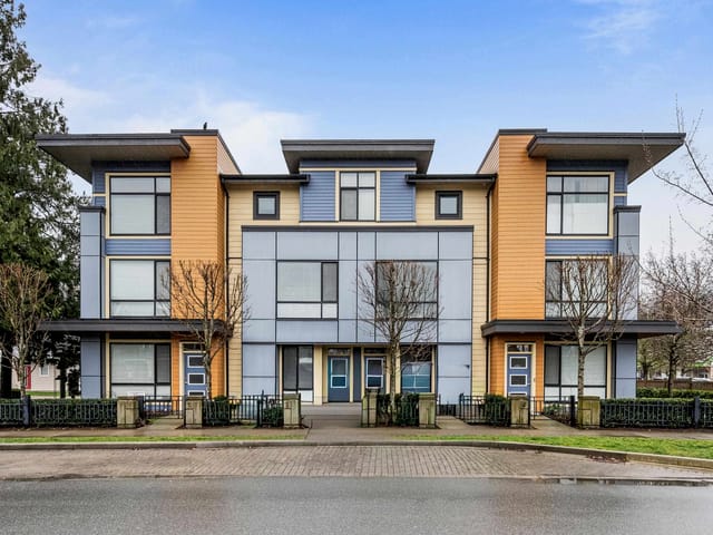 Townhouse for sale in Chilliwack, Sardis, 3 45615 Tamihi Way, 263151147 | Realtylink.org