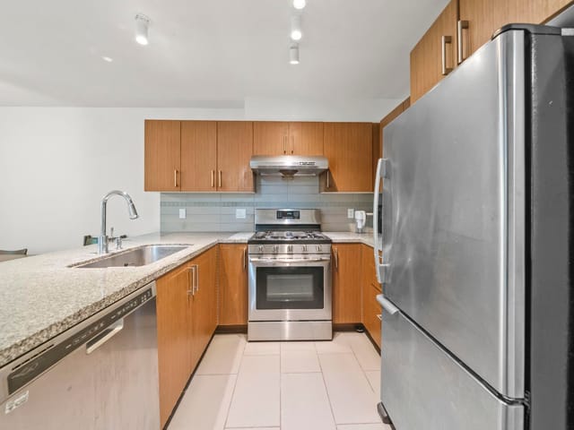 Apartment for sale in Richmond, Richmond, 208 6800 Eckersley Road, 263151182 | Realtylink.org