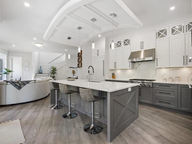 House for sale in Surrey, South Surrey White Rock, 918 163 Street, 263151346 | Realtylink.org